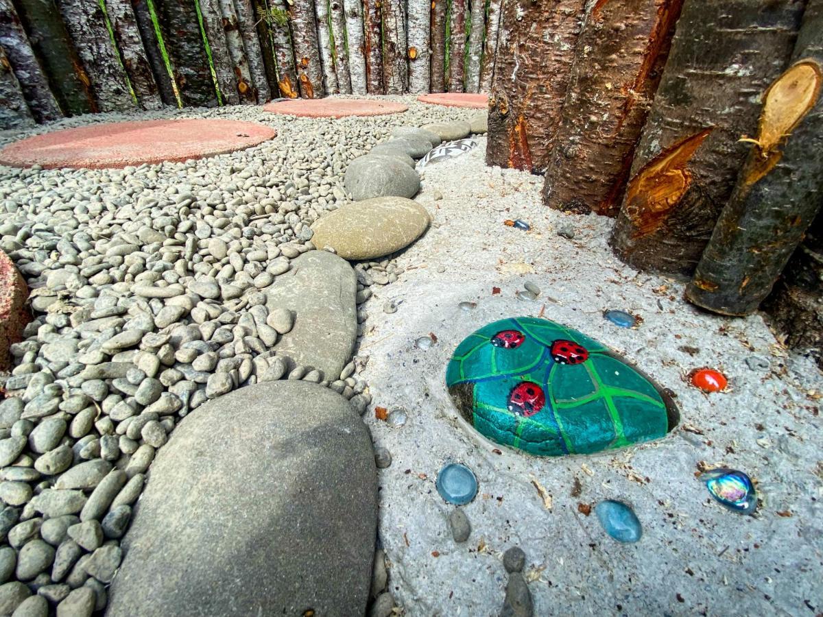 Готель Glamping In The Redwoods With A Hot Tub! Ґарбервілл Екстер'єр фото